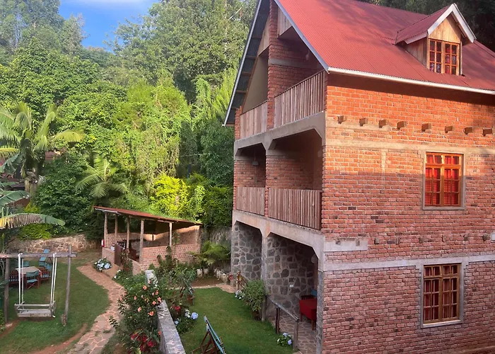David Crater Homestay