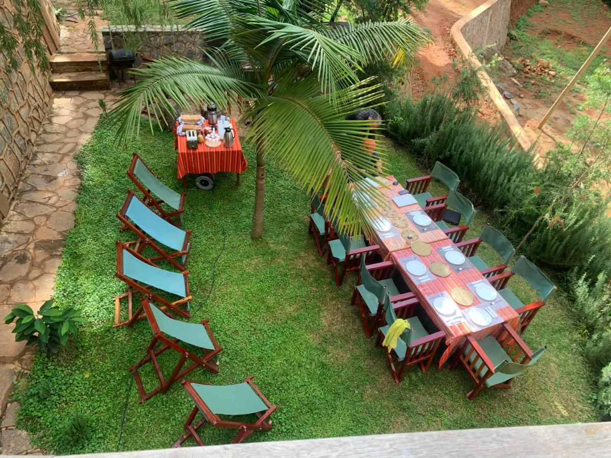 David Crater Homestay