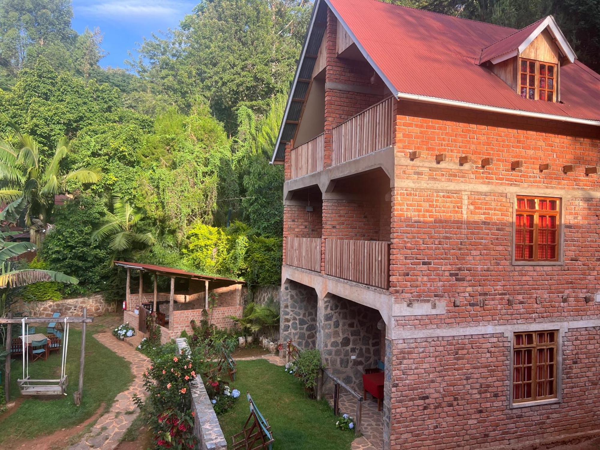 David Crater Homestay Lushoto