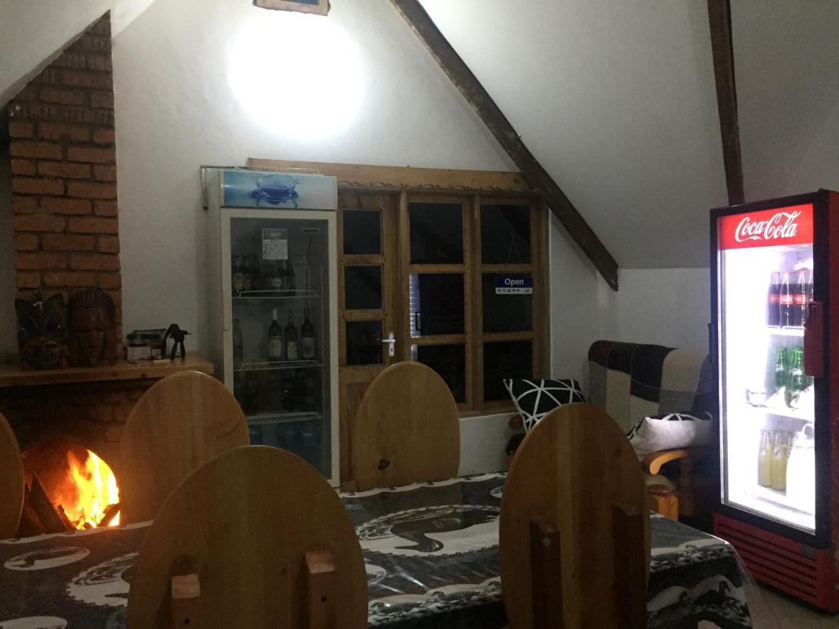 David Crater Homestay