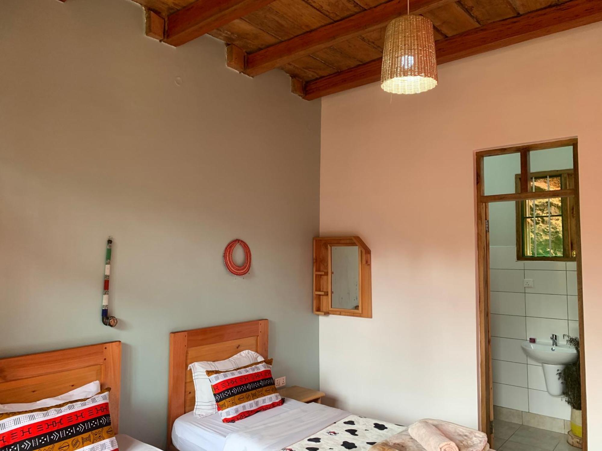 David Crater Homestay